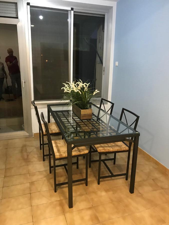 Piso Centrico Con Parking A 20Min De Barcelona Daire Terrassa Dış mekan fotoğraf